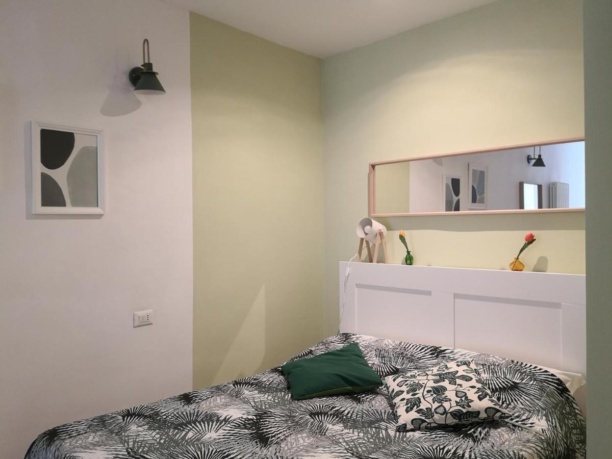 Casa 28 Daire Bolonya Oda fotoğraf