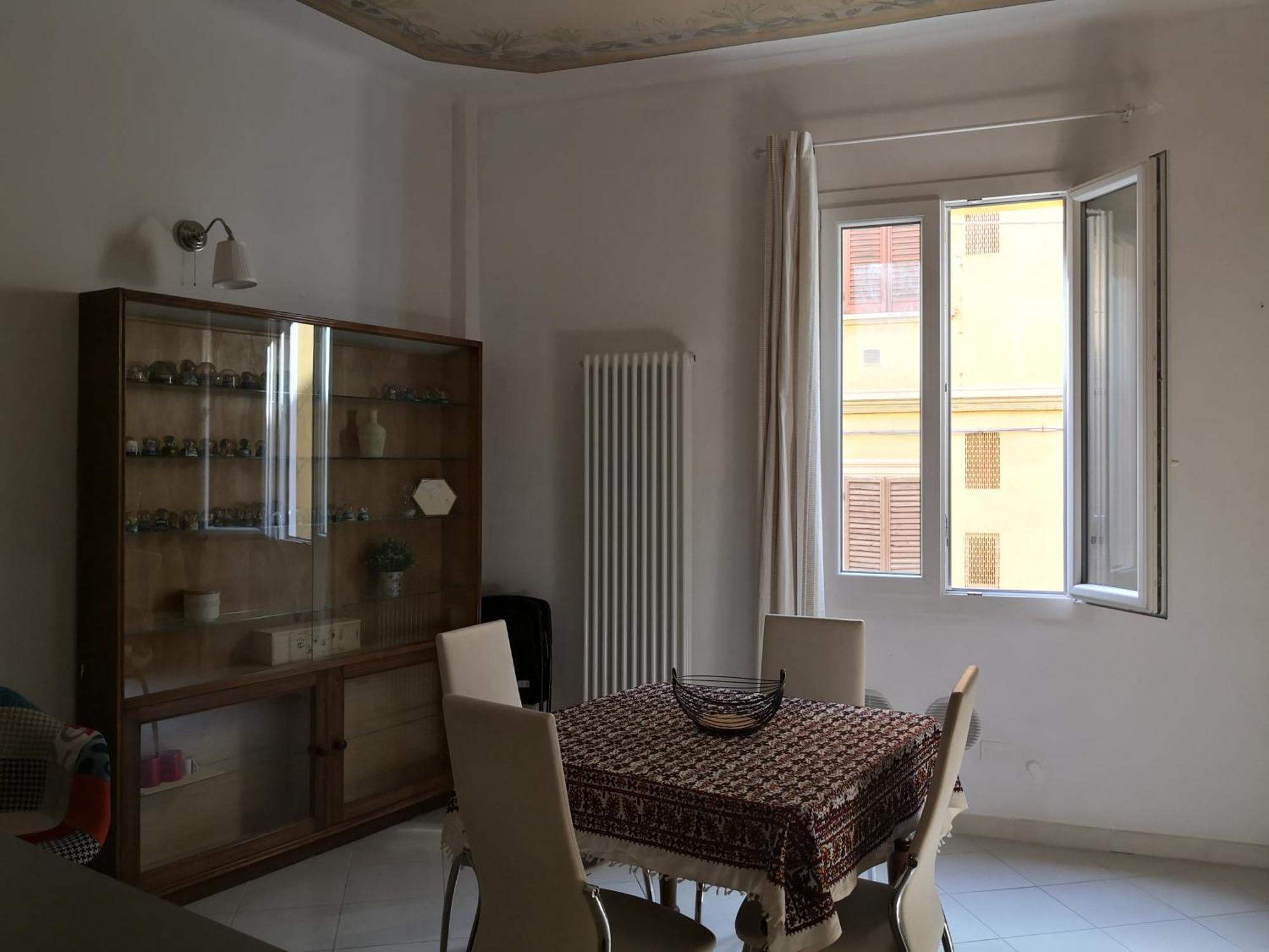 Casa 28 Daire Bolonya Oda fotoğraf